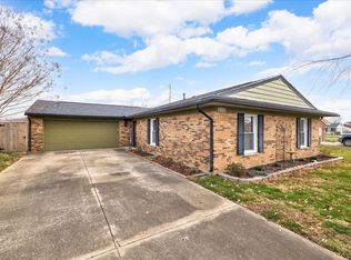 2225 Secretariat Dr, Owensboro, KY 42301