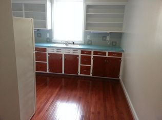 10 S Main St APT 3, Lewistown, PA 17044