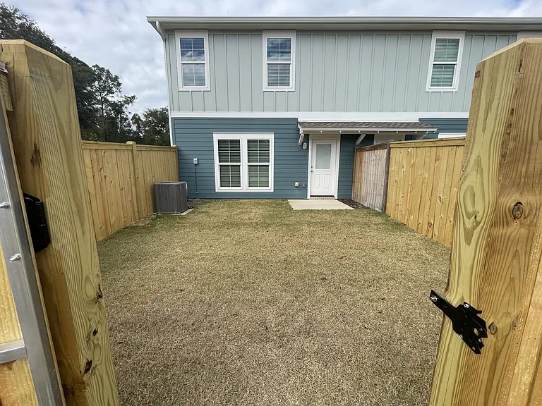 9516 Firefly Ct — Photo 21