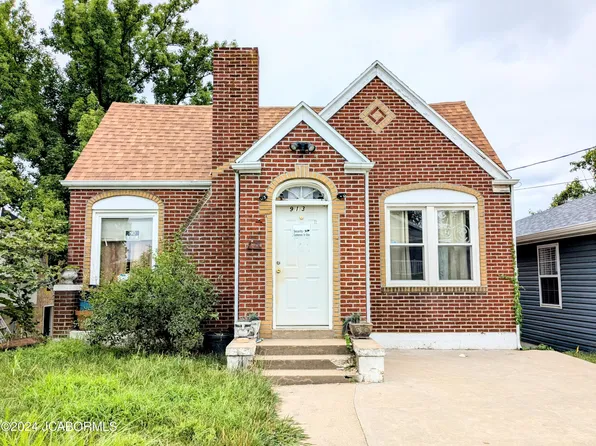 913 Jackson St, Jefferson City, MO 65101