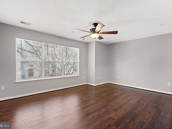 5th image of 14201 Wolf Creek Pl APT 6-24