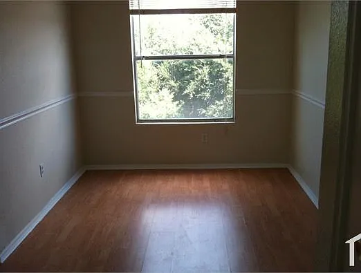 2 bed, 1064 sqft, $1,640 — Photo 3