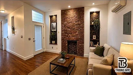 977 Jefferson Avenue, #2D