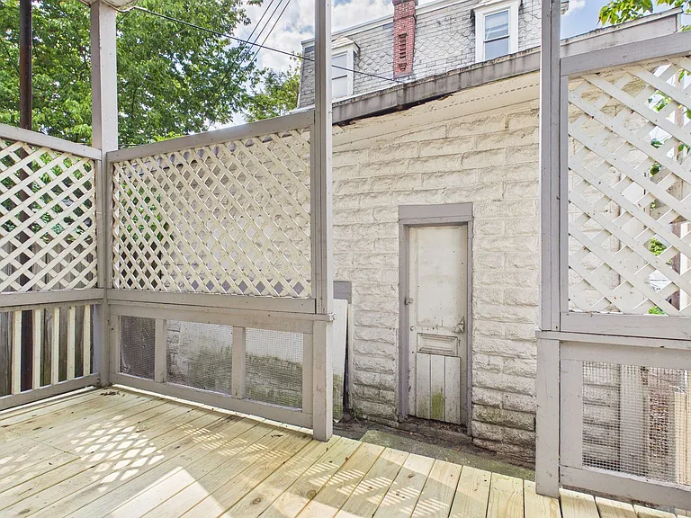 206 Kelker St — Photo 19