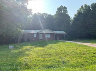 697 Dorsey Rd, Cleveland, GA 30528