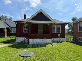 8530 Lowell St, Saint Louis, MO 63147