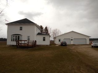 6670 E County Line Rd, Algoma, WI 54201