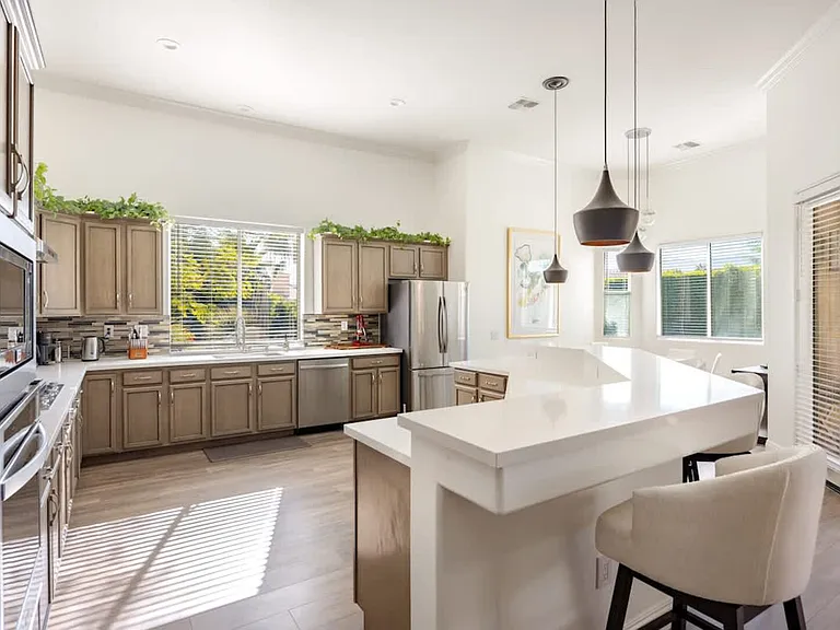 Alpine Ln — Photo 8