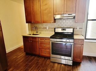 30-26 49th St #2EE, Astoria, NY 11103