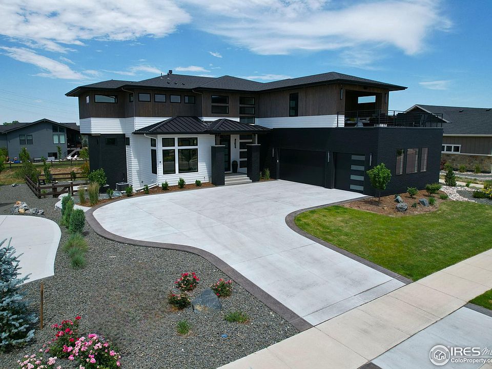 1st image of 2744 Majestic View Dr