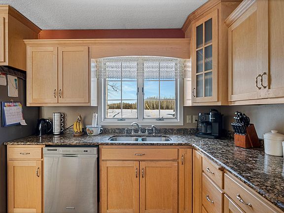 4th image of 12360 Ronneby Rd NE