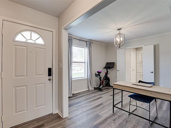 4th image of 2233 Spring Leaf Dr