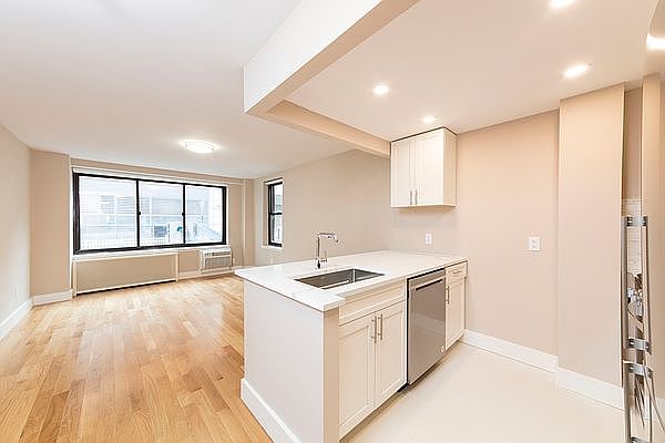1st image of 792 Columbus Ave #3BC
