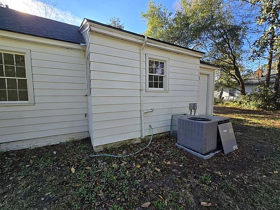 5th image of 124 Morgan Ave