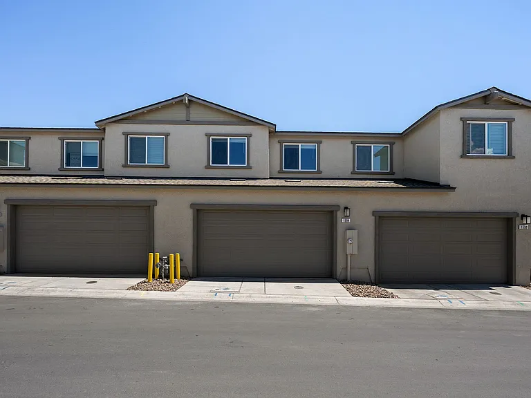 1594 Grazer Way — Photo 43