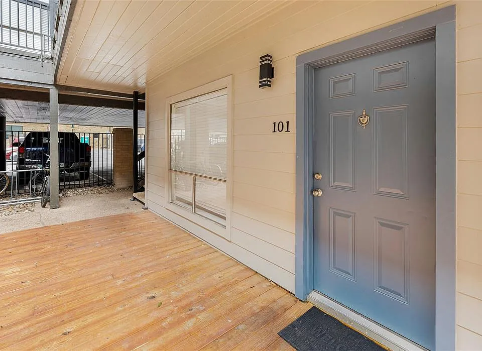908 Poplar St #101