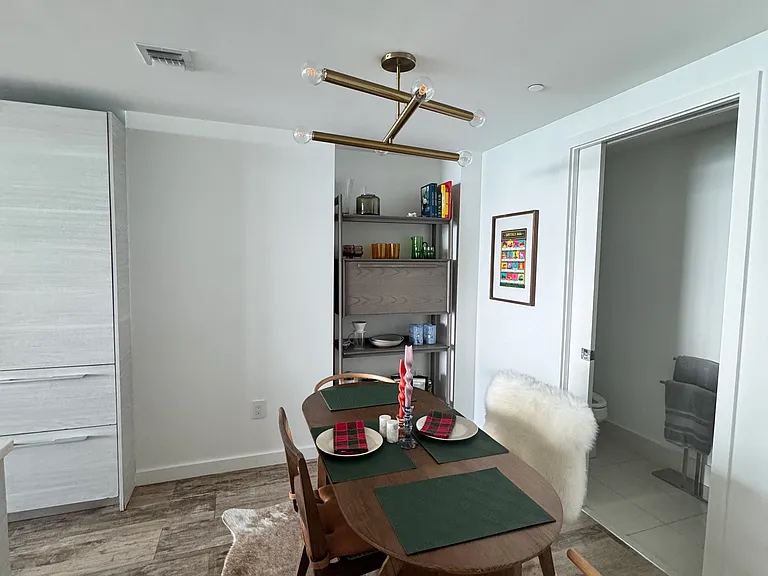 650 NE 32nd St #4103 — Photo 9