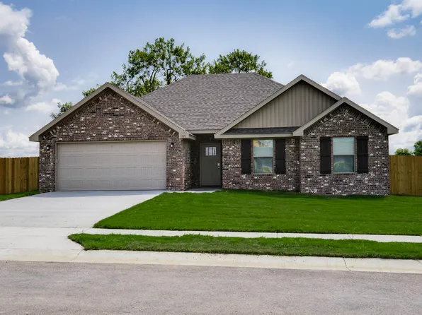 1721 Charismatic Dr, Prairie Grove, AR 72753