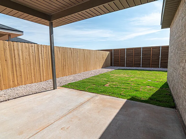 6004 Kingsville St — Photo 14