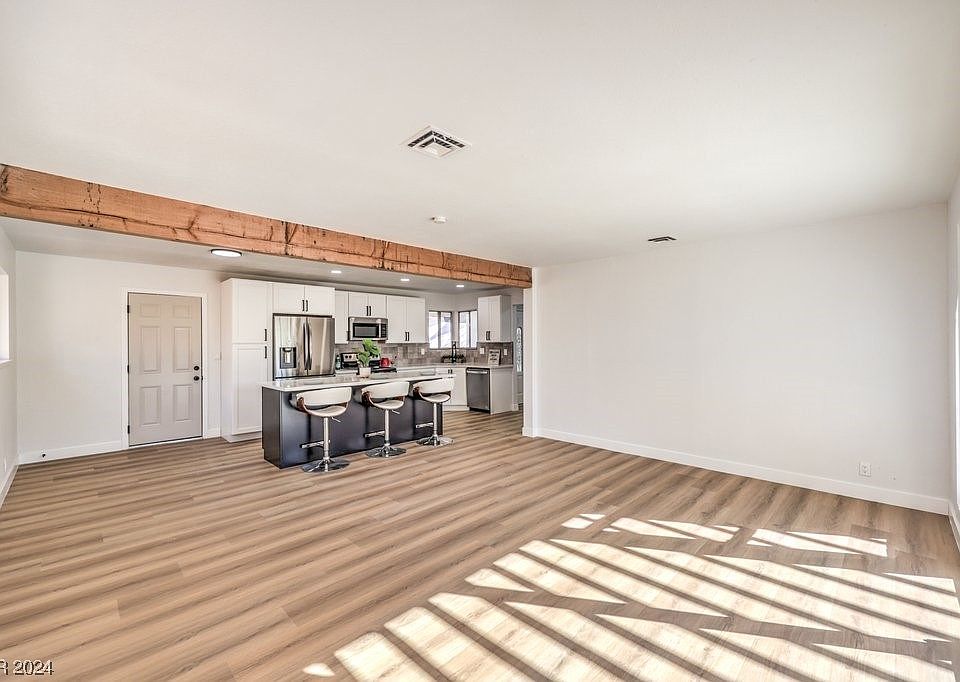 1st image of 5717 Cabrillo Cir