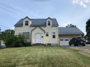 101 1/2 W Cook Rd #2, Mansfield, OH 44907
