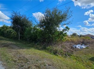 616 Kingsbury St E, Lehigh Acres, FL 33974