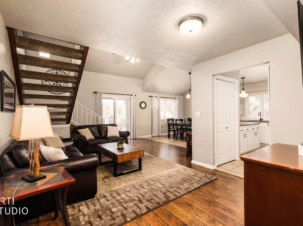 860 S Village Rd APT I10, St George, UT 84770