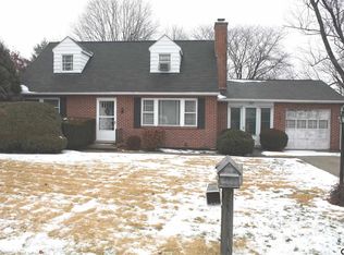 7224 Catherine Dr, Harrisburg, PA 17112