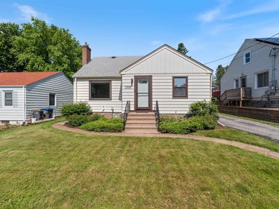 2305 Hillcrest Dr, Duluth, MN, 55811