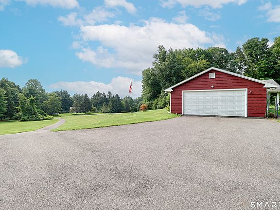 4th image of 155 Deer Hill Road