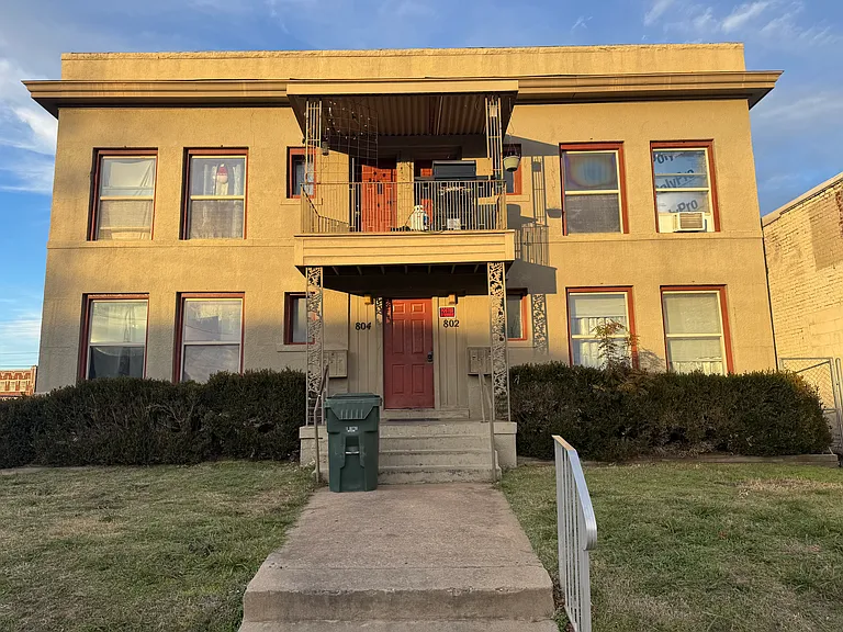 804 W Okmulgee Ave #D — Photo 2