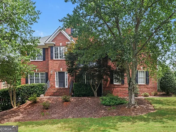 315 Summer Shade Ln, Roswell, GA 30075