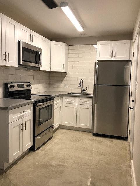 1st image of 4241 N 26th St #3