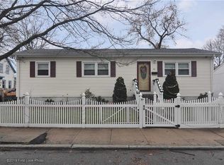 75 Ashmont St, Providence, RI 02905