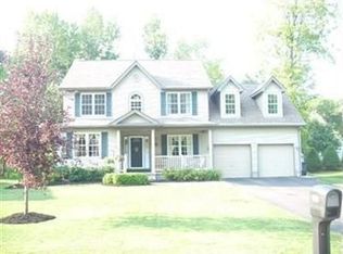 225 Laura Ln, Cortland, OH