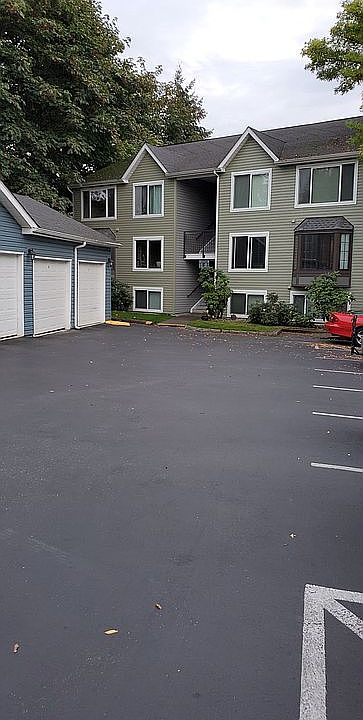1st image of 12728 NE 144th St APT 301