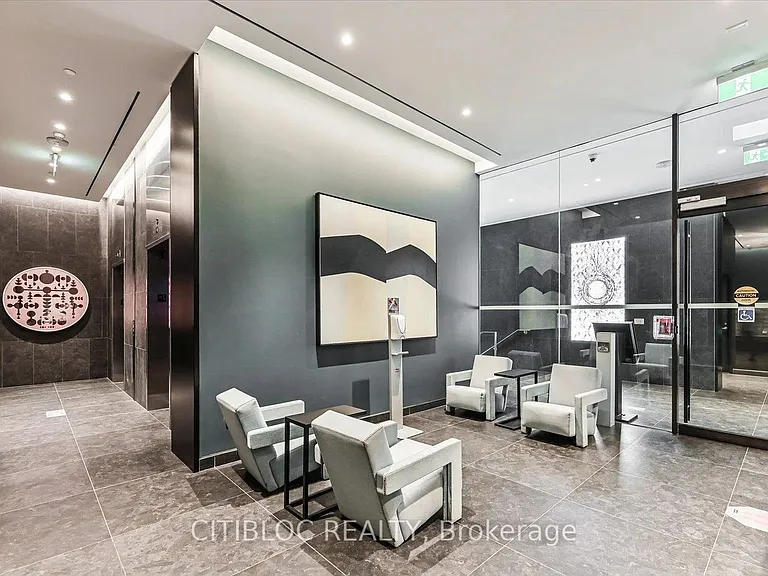 25 Richmond St E #2907 — Photo 7