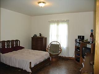 4th image of 698 Coan Harbour Dr