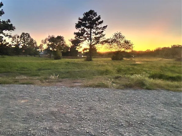 108894 Hummingbird Ln, Roland, OK 74954