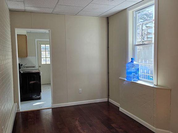 5th image of 1222 Centre St