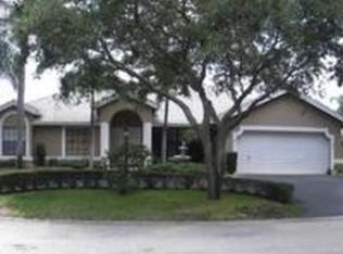 9155 NW 52nd Ct, Coral Springs, FL 33067