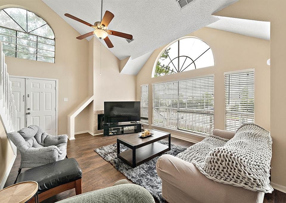 111 Dunbar Estates Dr Friendswood, TX, 77546 Apartments for Rent Zillow