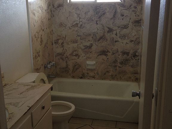 5th image of 125 W Buena Vista St APT C