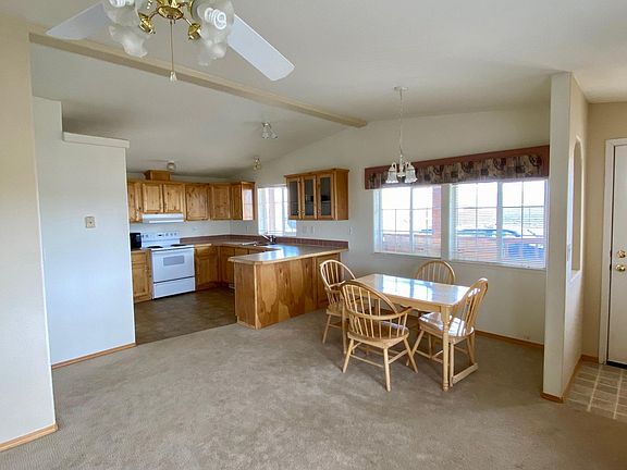 2nd image of 3 Sandpiper Ln