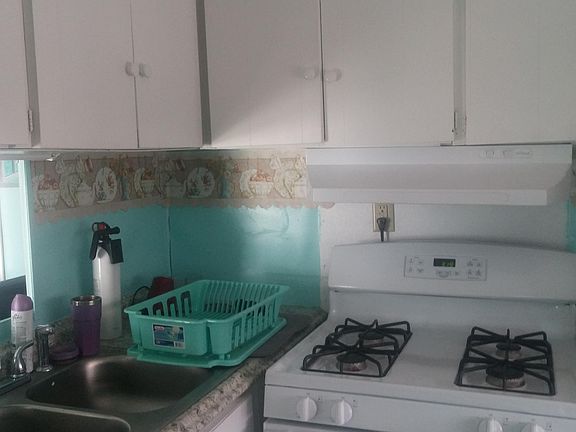 3rd image of 1380 W Florida Ave Space 7