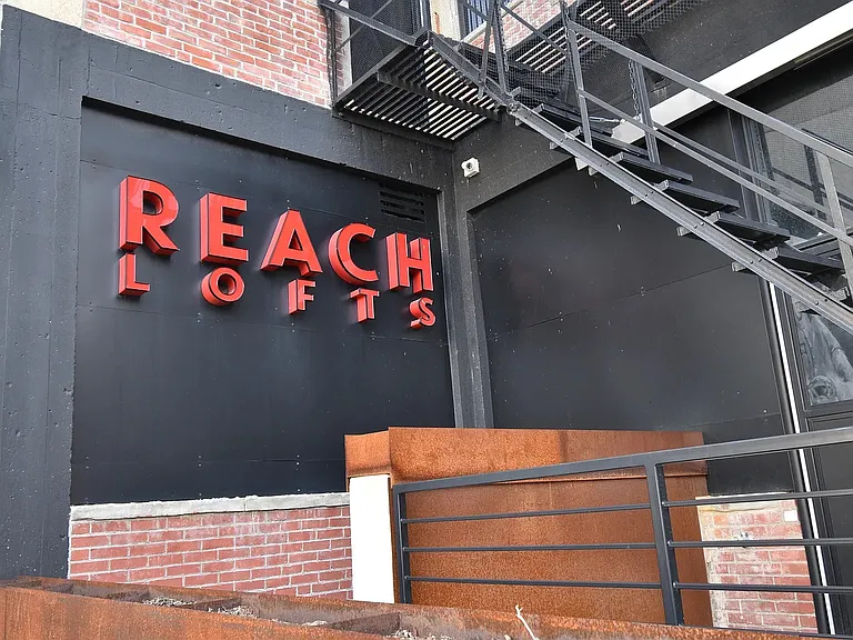 Reach Lofts — Photo 8