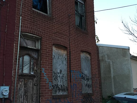 4th image of 2538 N Warnock St