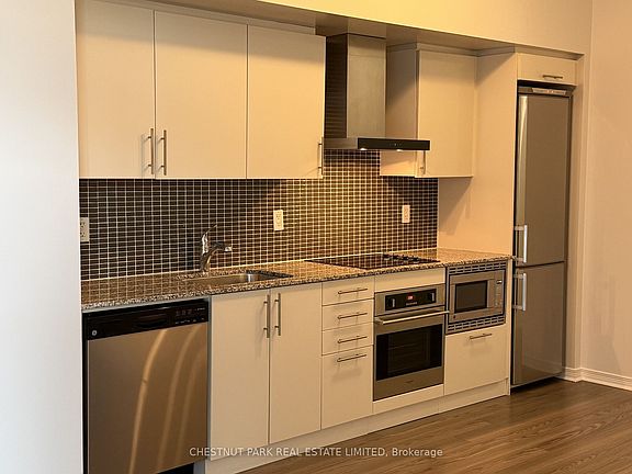 5th image of 352 Front St E #1711