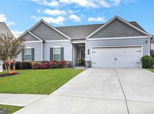 115 Creekside Bluff Way, Auburn, GA 30011