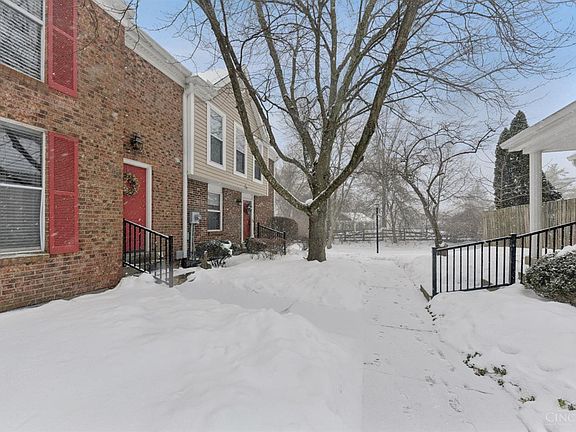 2nd image of 965 Woodlyn Dr N #67
